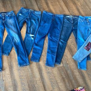 A bundle of 6 Denim skinny Jeans